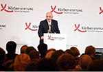 Ghani Vows to Stay True to Constitution in Peace Talks